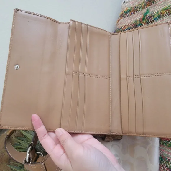 Coach Shoulder Bag And Wallet Set